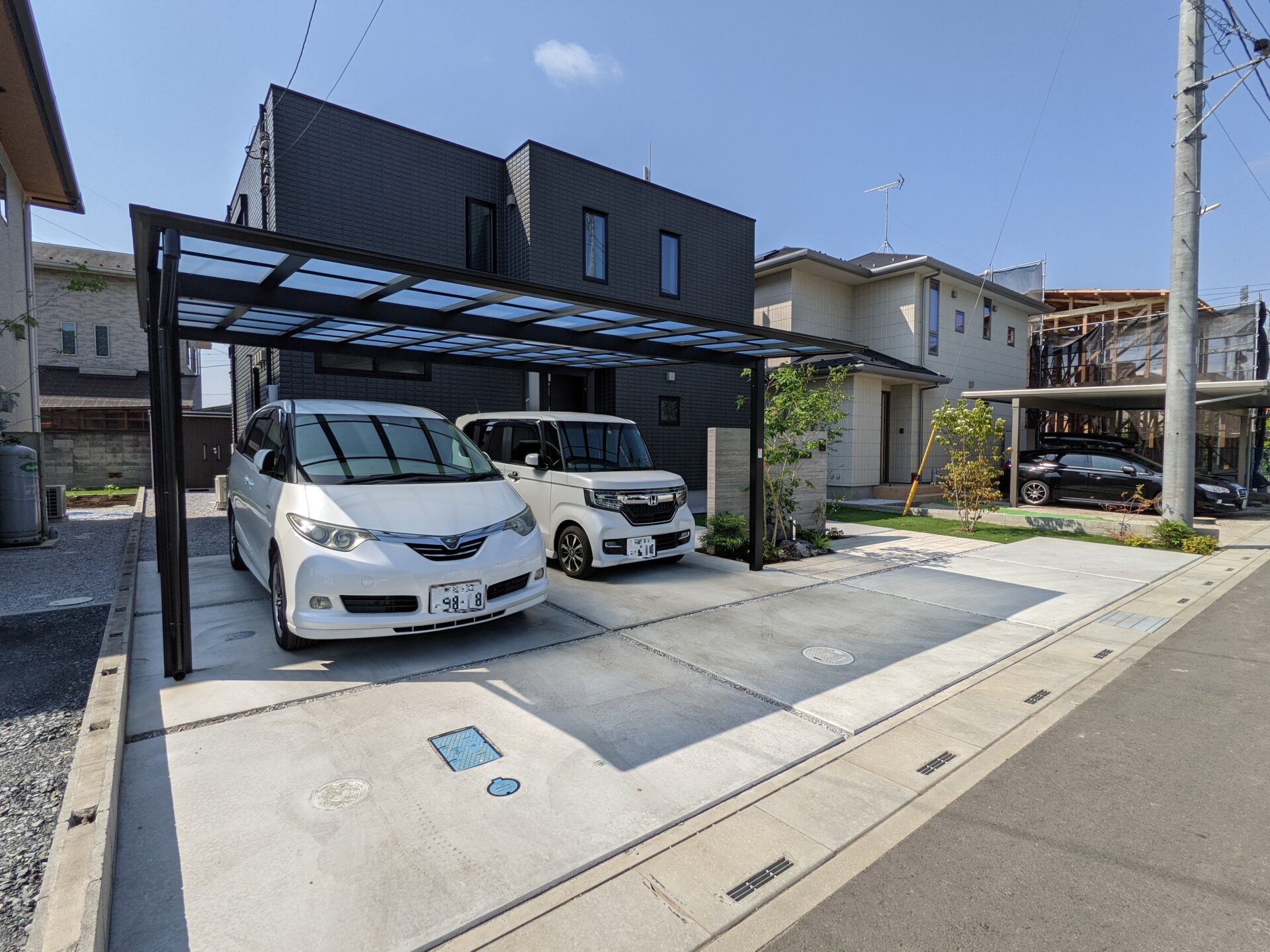 滑川町　２台用のカーポート　LIXIL「フーゴ」