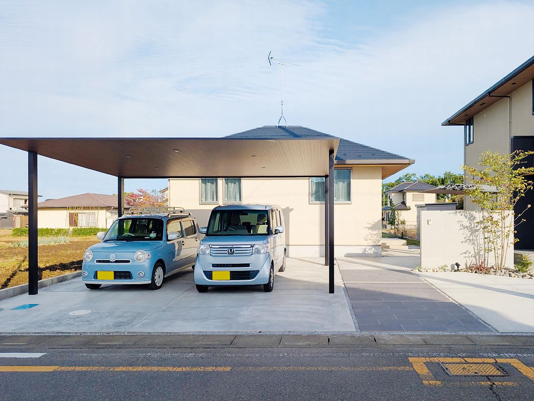 東松山市 機能的な設計の中に、素材の質感と光の陰影が静かに息づくエクステリア