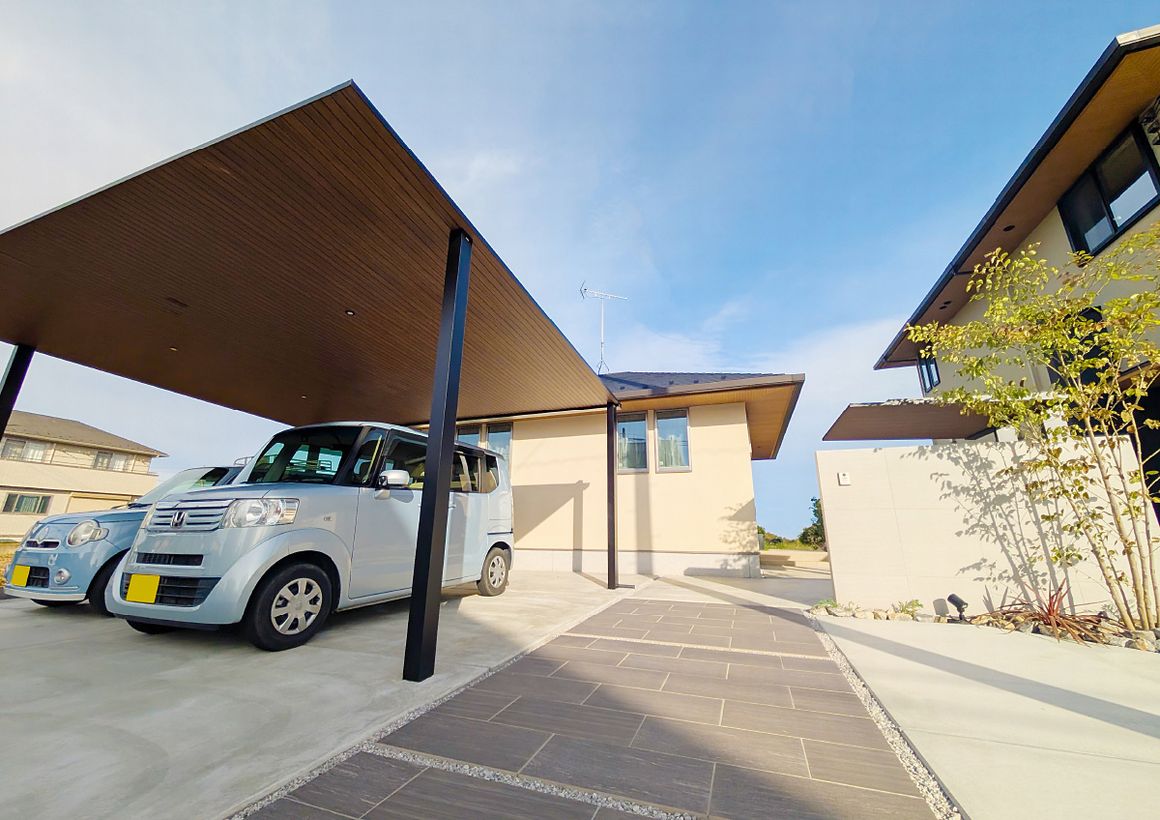 東松山市　機能的な設計の中に、素材の質感と光の陰影が静かに息づくエクステリア