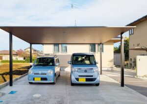 東松山市　機能的な設計の中に、素材の質感と光の陰影が静かに息づくエクステリア