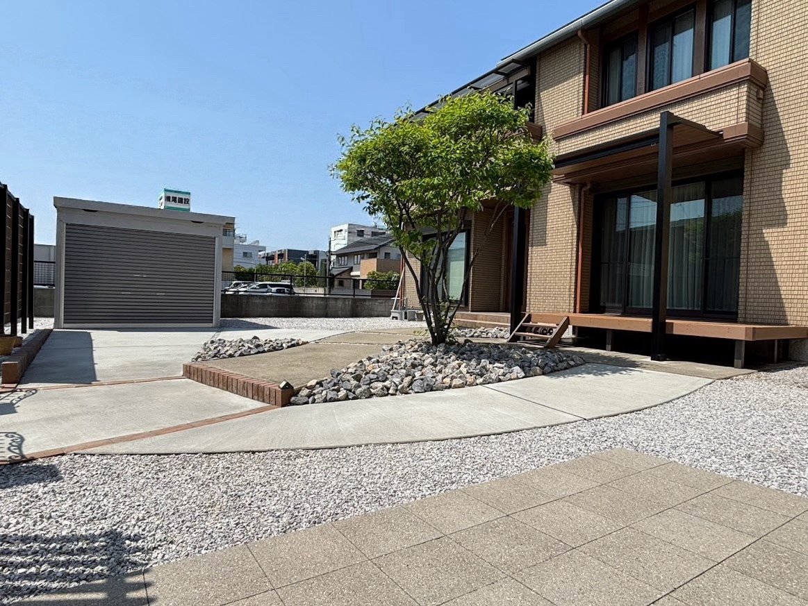 本庄市 メンテナンスの負担を減らし、暮らしやすさを高めたナチュラルモダンのリガーデン